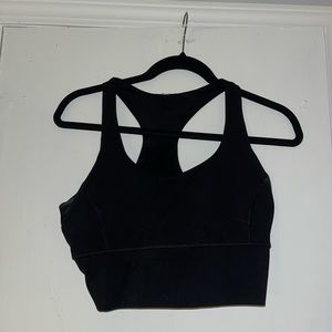 gently used black sports bra